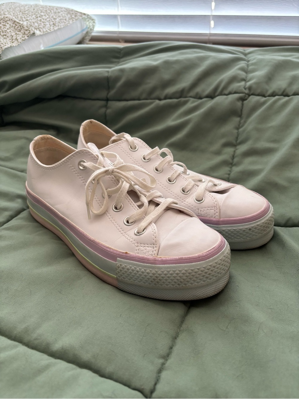 RARE Converse Women's Low-Top Platforms White with Pastel Stripe Sole